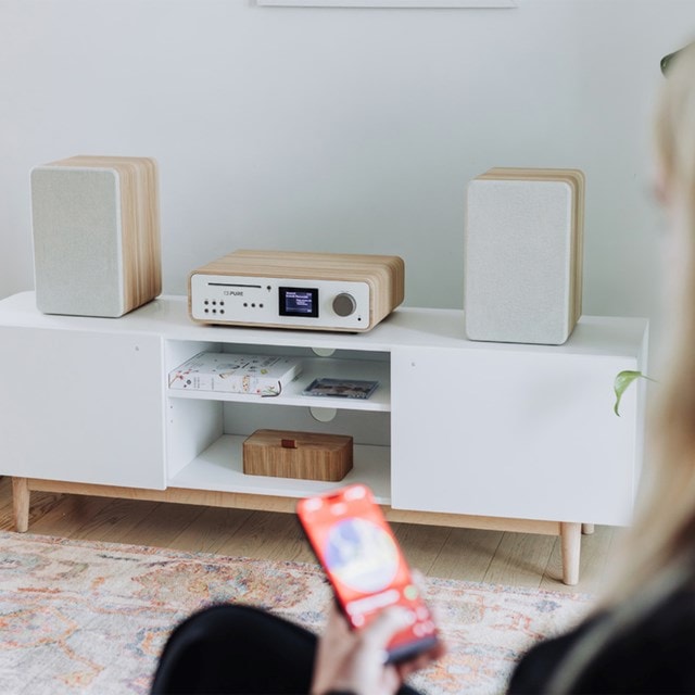 Pure Classic Stereo Cotton White/Oak Bluetooth HiFi System - 8