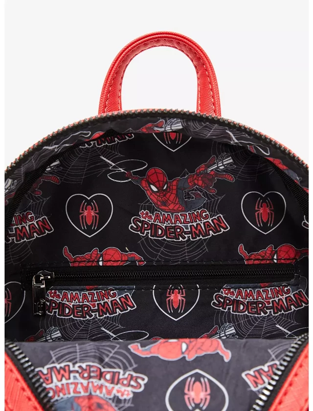 Spider-Man Heart Pocket Marvel hmv Exclusive Loungefly Mini Backpack - 4
