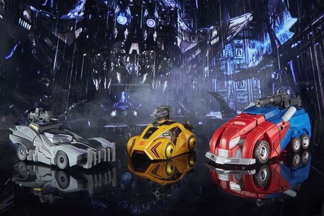 Optimus Prime Transformers Cybertron Studio Series Action Figure - 8