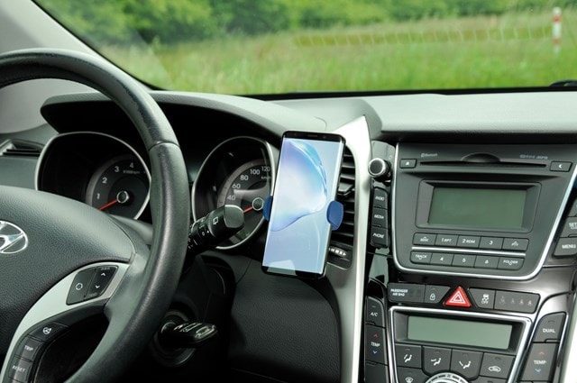 Vivanco Air Vent Blue Car Holder For Smartphones - 3
