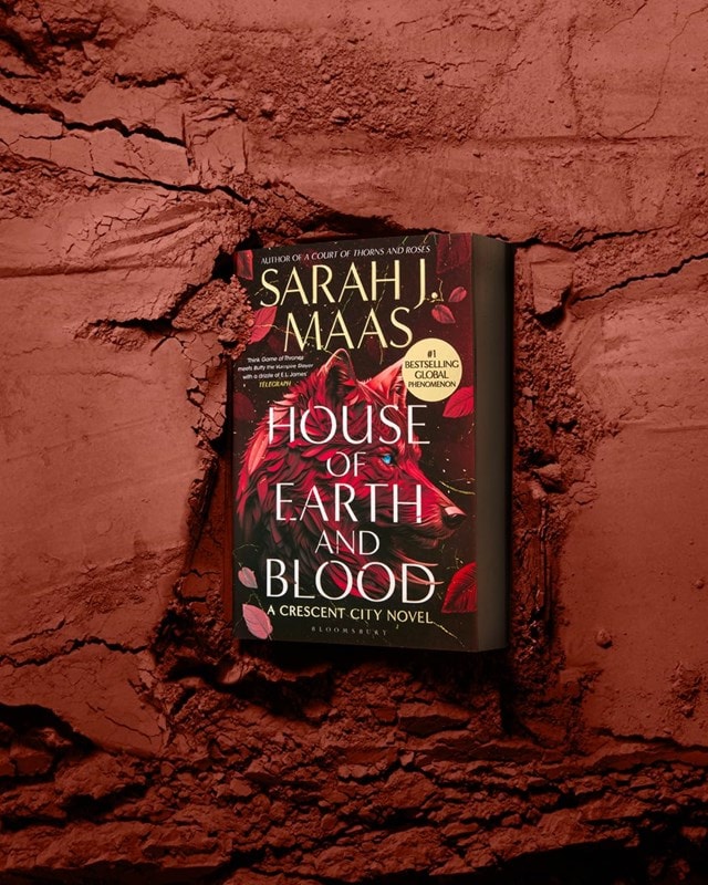 House Of Earth and Blood: Crescent City Book 1 Paperback By Sarah J. Maas - 2