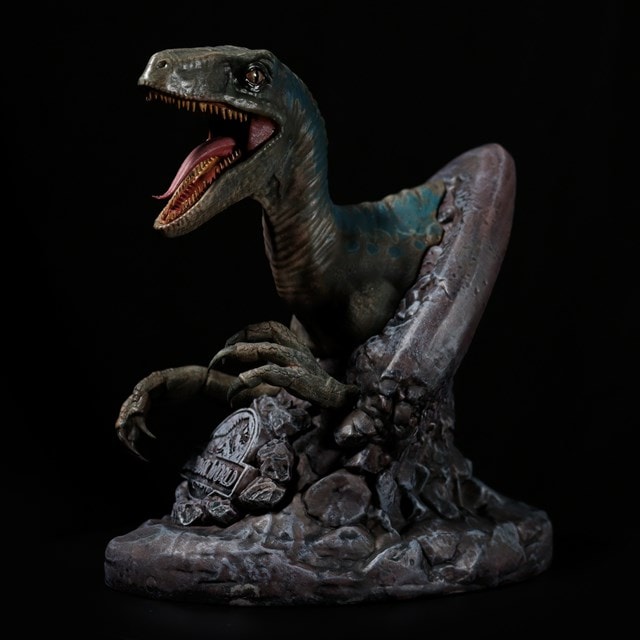 Blue Jurassic World Limited Edition Bust - 4