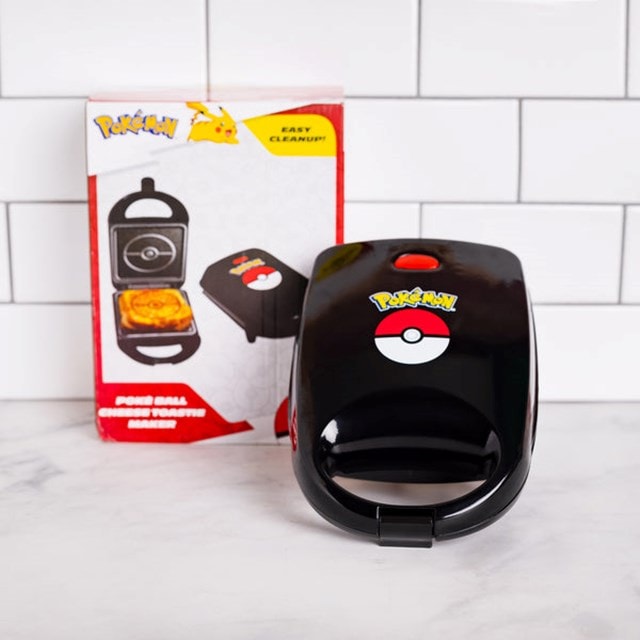 Pokemon Pokeball Single Cheese Toastie Maker Uncanny Brands - 1