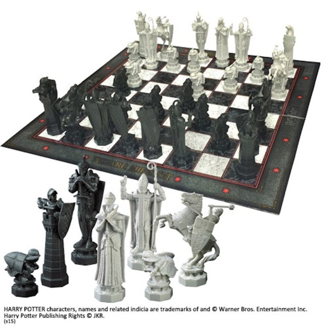 Wizards: Harry Potter Noble Collection Chess Set - 2
