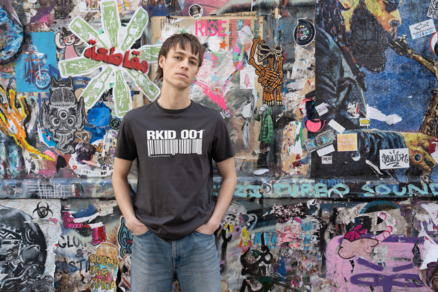 Oasis Merch Rkid Rkid Barcode Oasis hmv Exclusive Charcoal Tee | T-Shirt | Free shipping ...