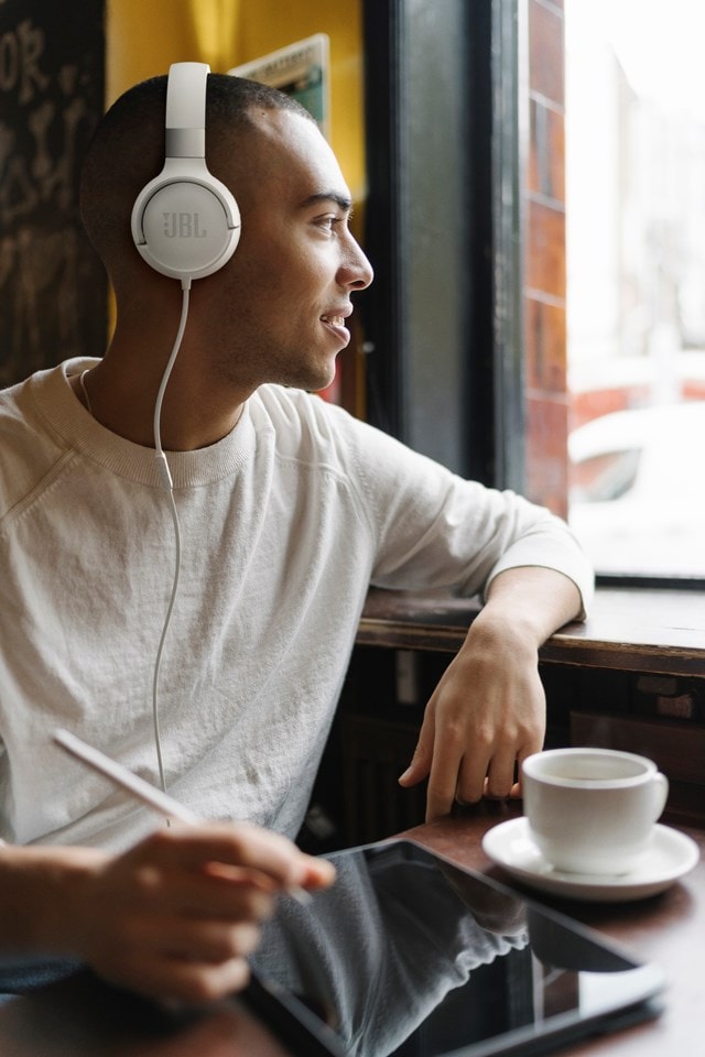 JBL Tune 520C White USB-C Headphones - 11