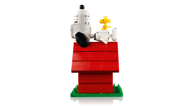 Snoopy's Doghouse Peanuts LEGO - 5