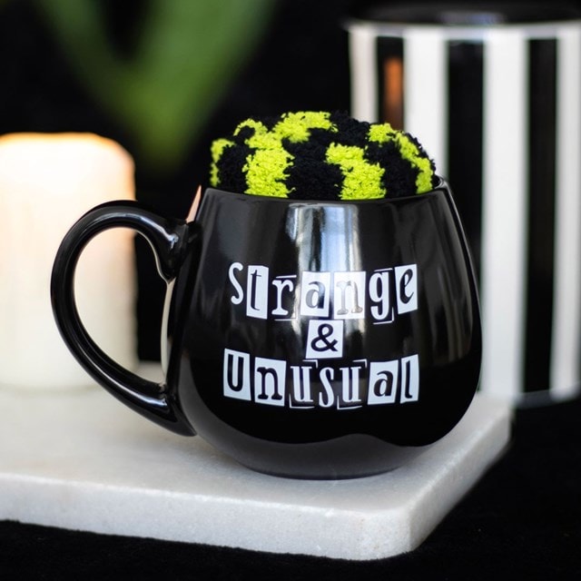 Strange & Unusual Mug And Socks Set - 4