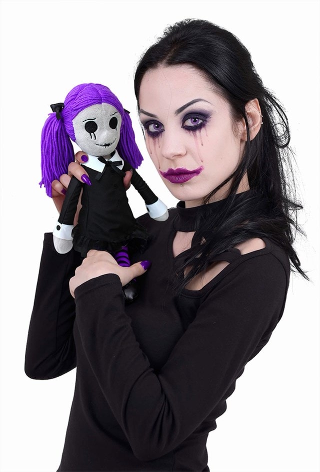 doll goth