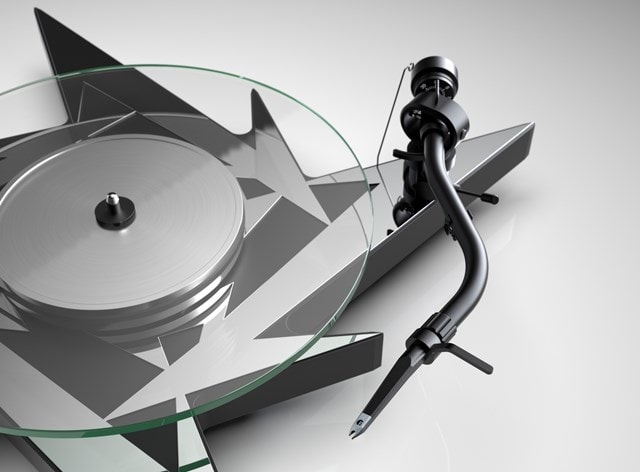 Metallica Pro-Ject Limited Edition Turntable - 3
