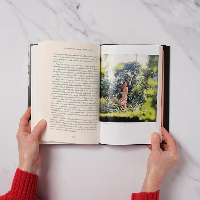 Intimate Audrey: The Authorised Biography Hardaback By Sean Hepburn Ferrer & Wendy Holden - 5
