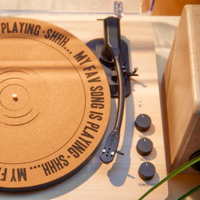 Gadhouse Dean Soft Sand Turntable & Speakers - 6