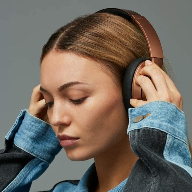 roam r lab headphones