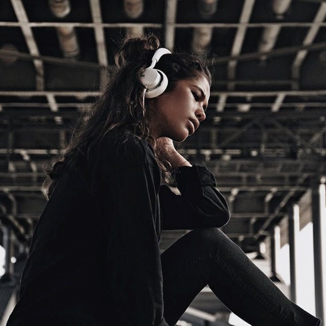 Jays U-Jays White/Silver iOS Headphones - 3