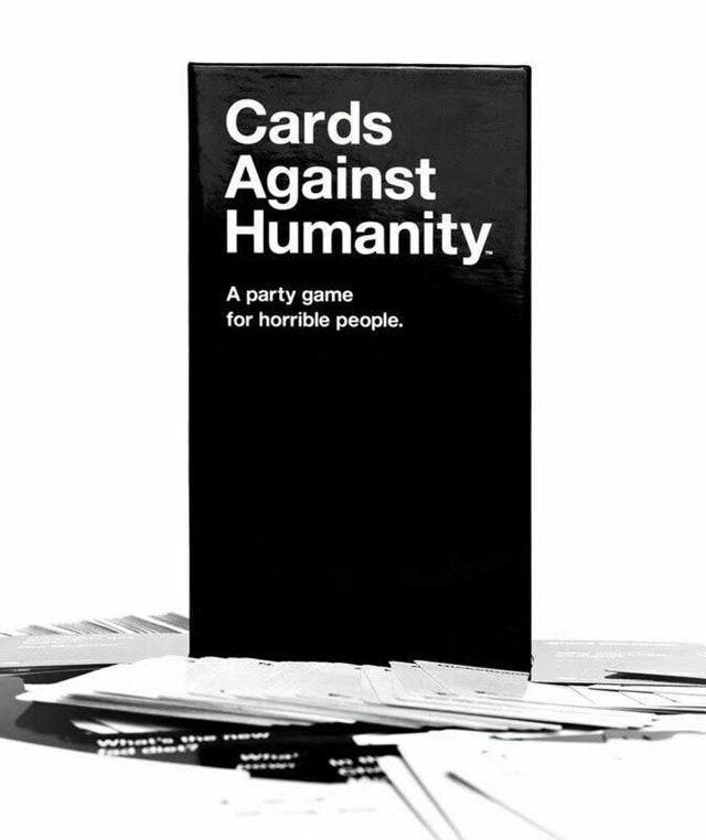Cards Against Humanity: UK Edition 2.0 - 1