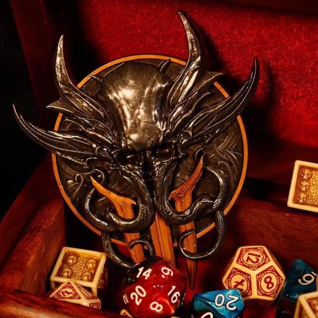 Baldur's Gate 3 Limited Edition Dungeons & Dragons Medallion - 3