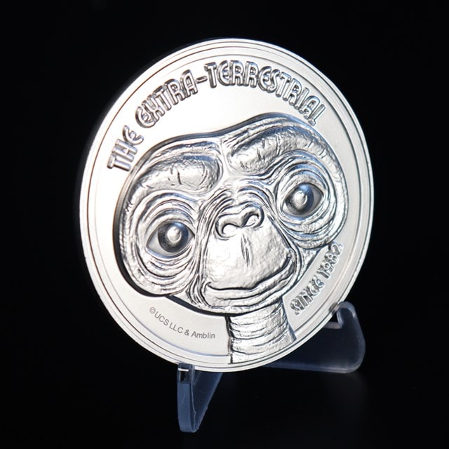 E.T. 40th Anniversary Limited Edition Medallion Collectible - 11