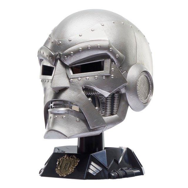 Doctor Doom Fantastic Four Marvel Legends Series Premium Collectable Roleplay Helmet - 26