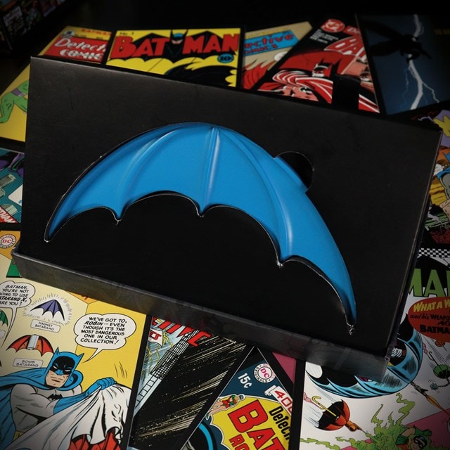 Batarang Retor Batman Collectible Replica - 4