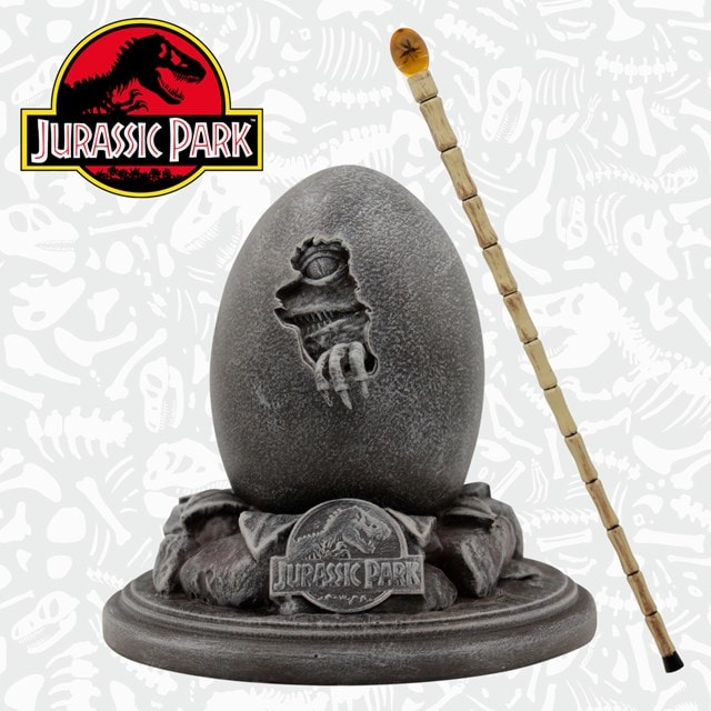 Jurassic Park 30th Anniversary Replica Egg & John Hammond Cane Set Replica - 1