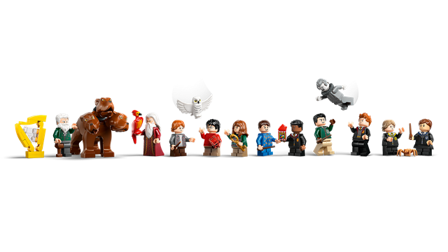 Hogwarts Castle Main Tower Harry Potter LEGO - 3