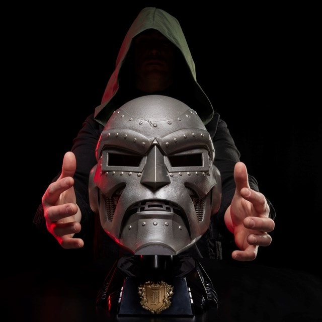 Doctor Doom Fantastic Four Marvel Legends Series Premium Collectable Roleplay Helmet - 20