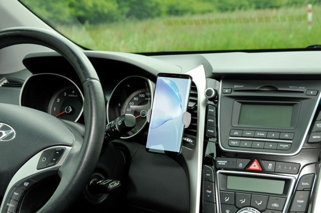 Vivanco Air Vent Grey Car Holder For Smartphones - 3