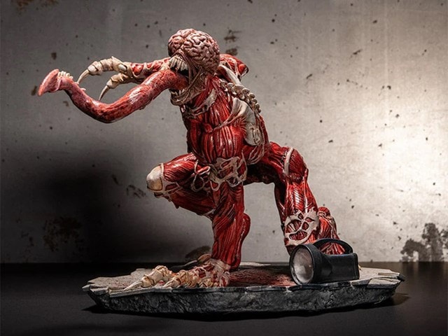 Action Figures & Figurines