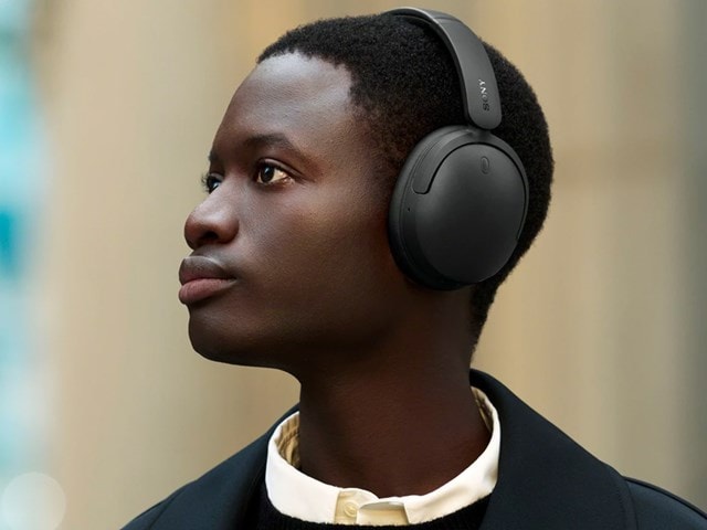Active Noise Cancelling Headphones & Earphones